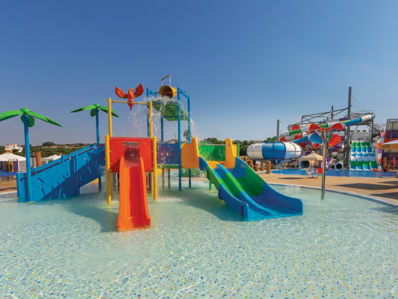 hotels in cyprus with splash parks